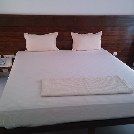 Lilypad Resort Varkala Ngoại thất bức ảnh
