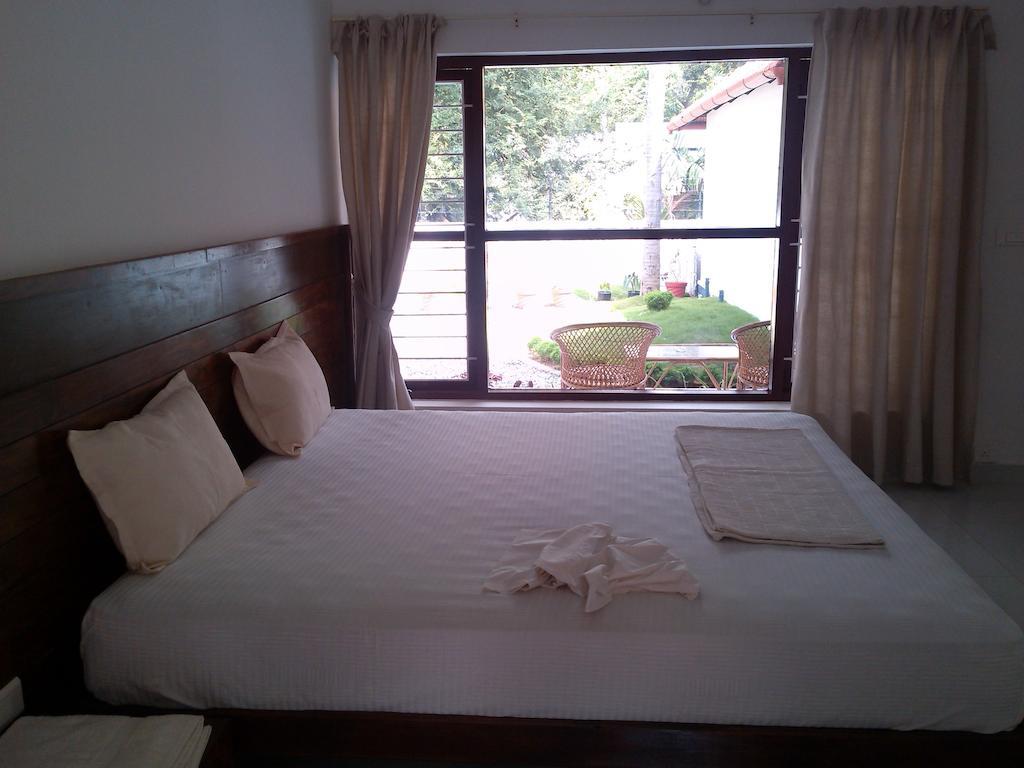 Lilypad Resort Varkala Ngoại thất bức ảnh