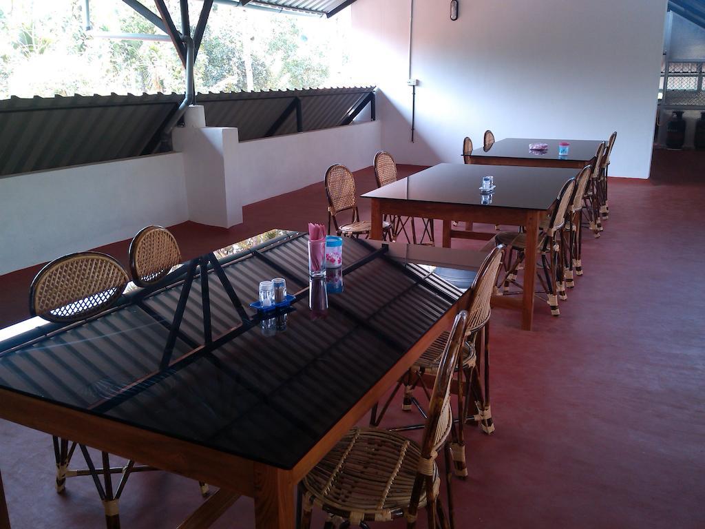 Lilypad Resort Varkala Ngoại thất bức ảnh
